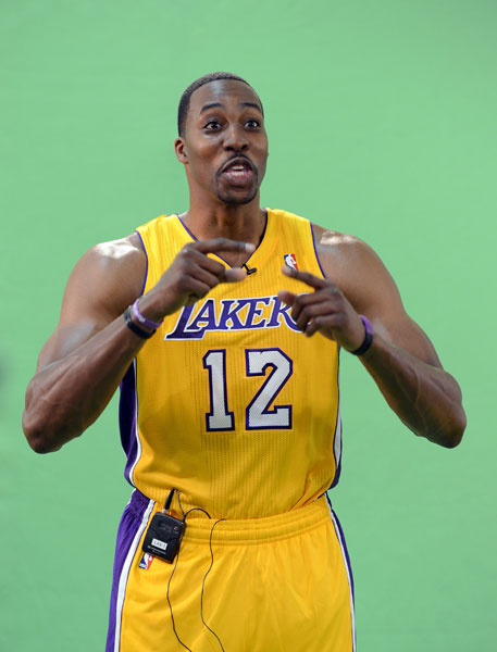 U17世界杯：奥地利2-0九人意大利晋级决赛，莫泽双响（U17世界杯：莫泽梅开二度，奥地利2-0九人意大利挺进决赛）