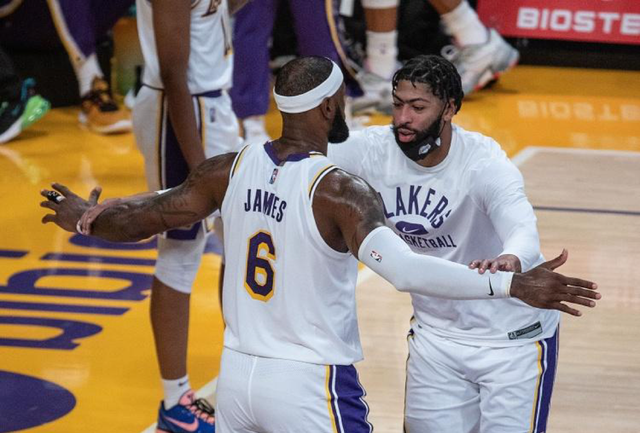 李霄鹏告别青岛海牛：战术调整与未来展望（李霄鹏离任青岛海牛：战术变革与前路思考）