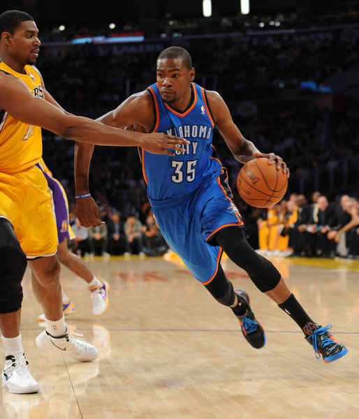 三外援合砍46分，带领宁波取得40分狂胜（三外援合力砍下46分，助宁波豪取40分大胜）