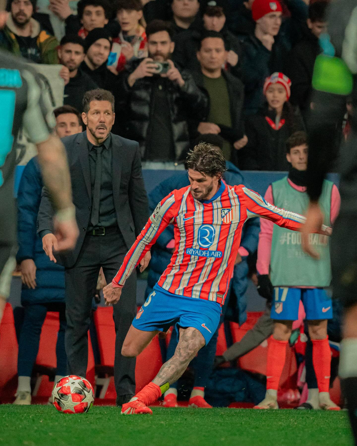 附加赛蓄力？波特执教瑞典的首场比赛1-4惨败瑞士