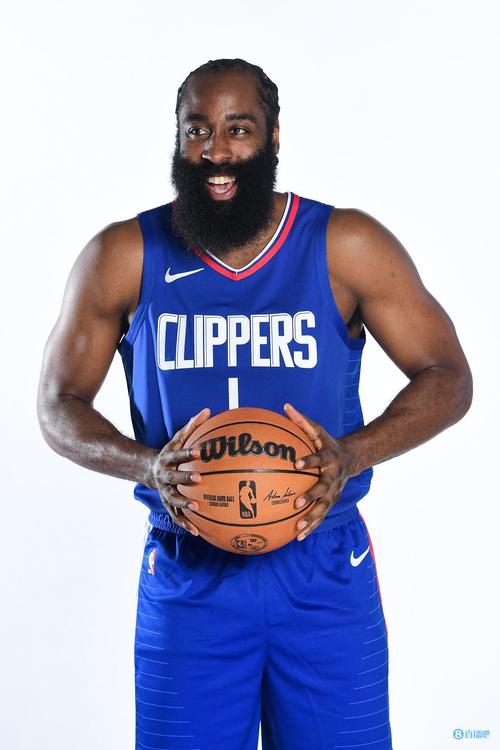 买票去现场看？仍无平台接手CBA转播，这水平能吸引多少球迷掏钱（CBA转播无人接盘，只能买票进场？这水平能让多少球迷买单）